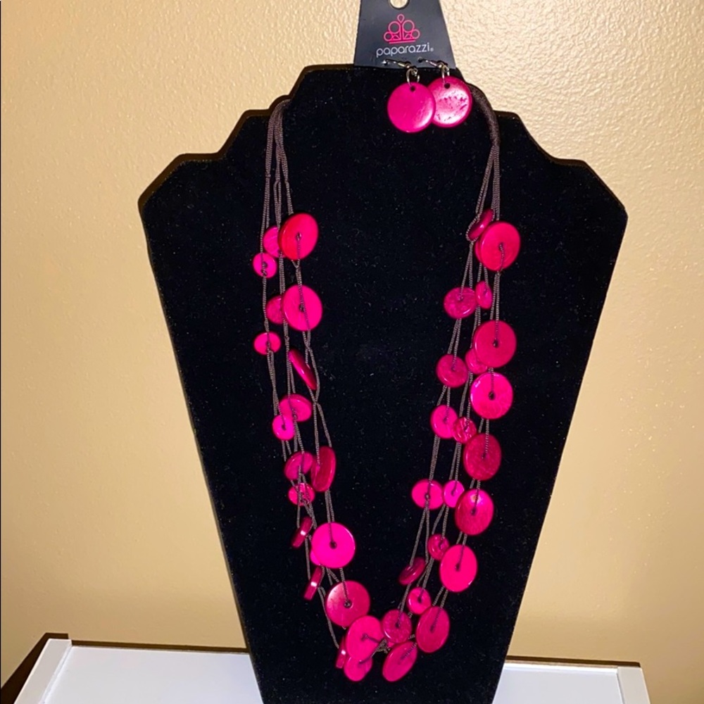 Paparazzi Pink necklace and earrings